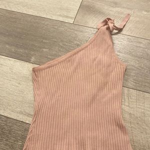 Super down from revolve top